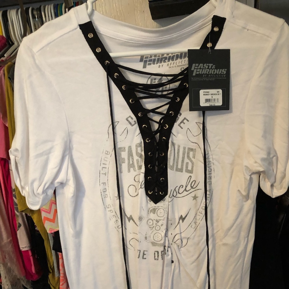Women’s Affliction shirt Small